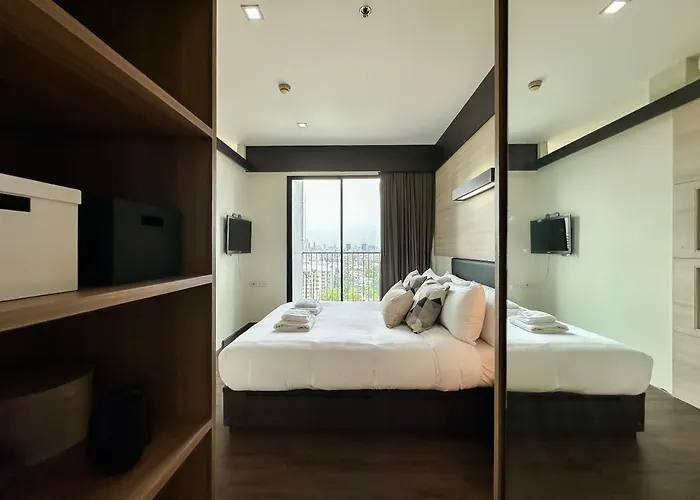 Transquil Modern 1br - Ultra Fast Wifi - Bts Ari Bangkok